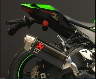 Akrapovic Endschalldämpfer - Carbon SBK Replica (Euro-5)